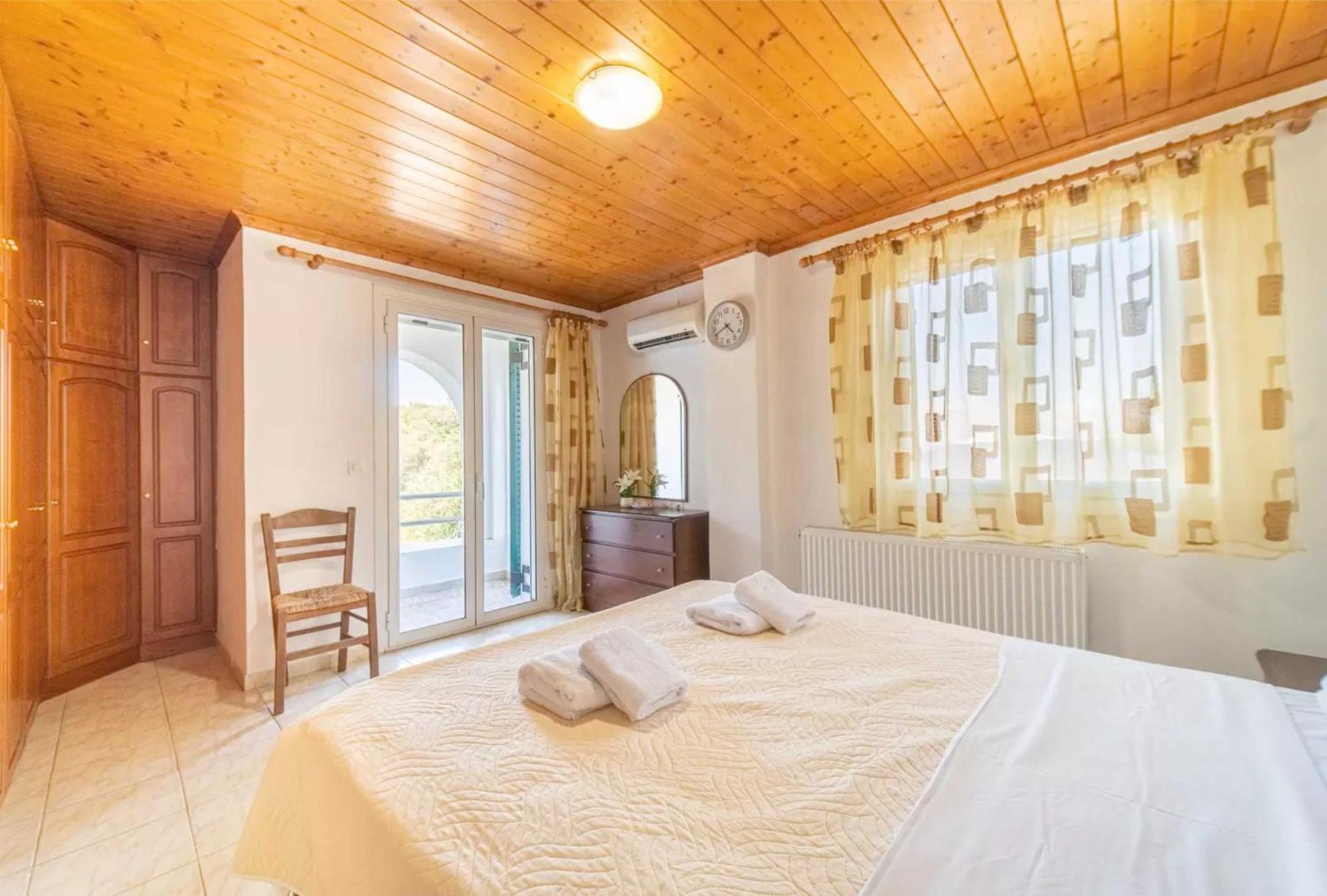 Villa Theo Marathiás Eksteriør billede